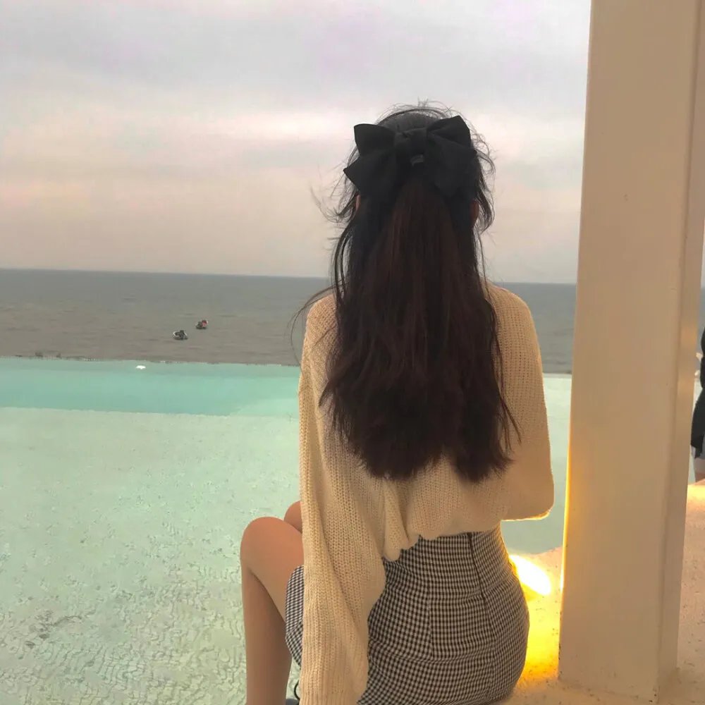 来自谁的凝望